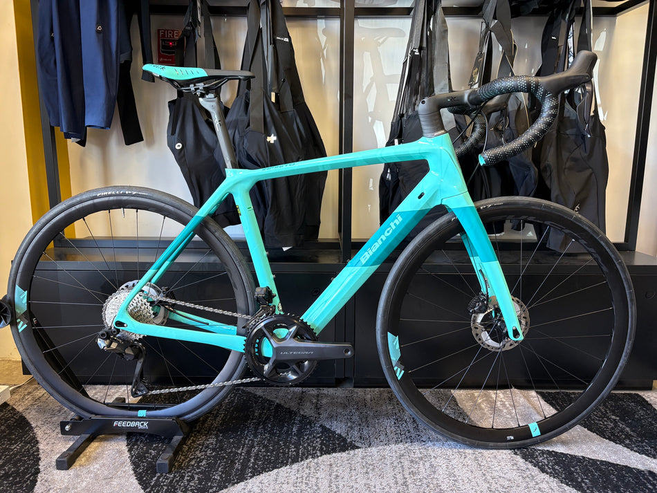 Bianchi Infinito Celeste with Ultegra Di-2 - Size 53
